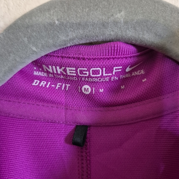 Nike Golf Women's Fuchsia Button Down Shirt - Picture 2 of 4